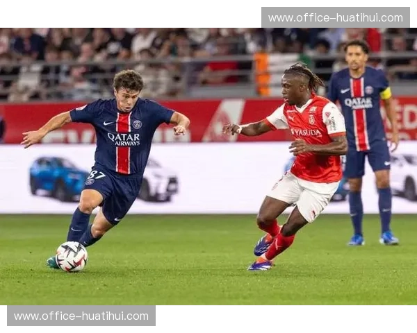 圣埃蒂安主场与兰斯握手言和保级形势依旧严峻